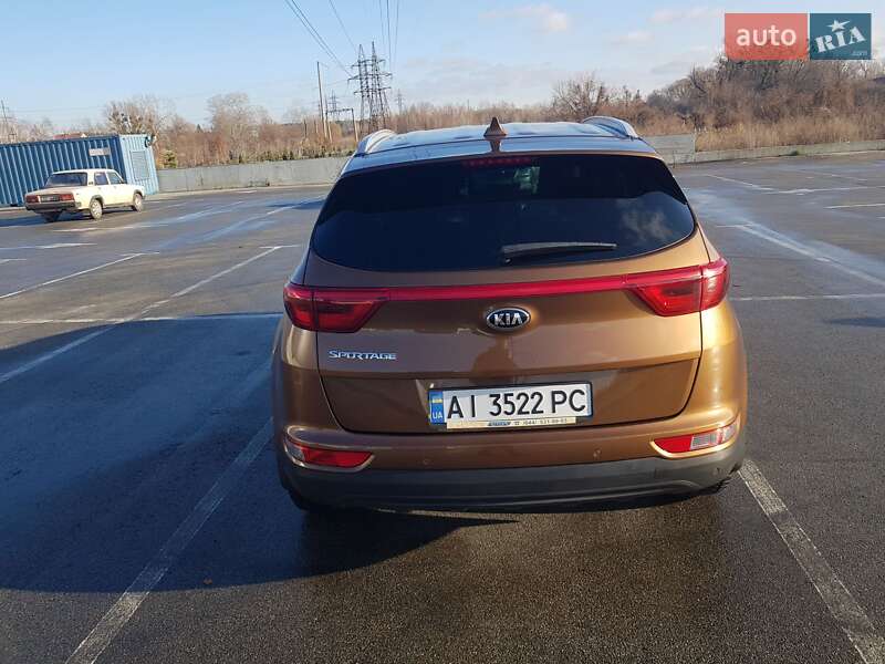 Внедорожник / Кроссовер Kia Sportage 2017 в Ирпене