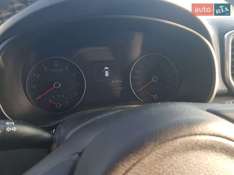 Внедорожник / Кроссовер Kia Sportage 2017 в Ирпене