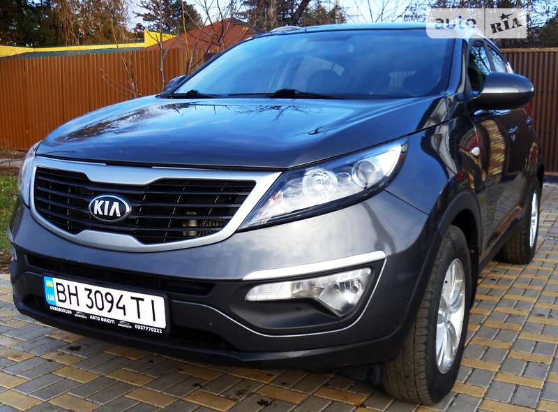 Внедорожник / Кроссовер Kia Sportage 2012 в Христиновке