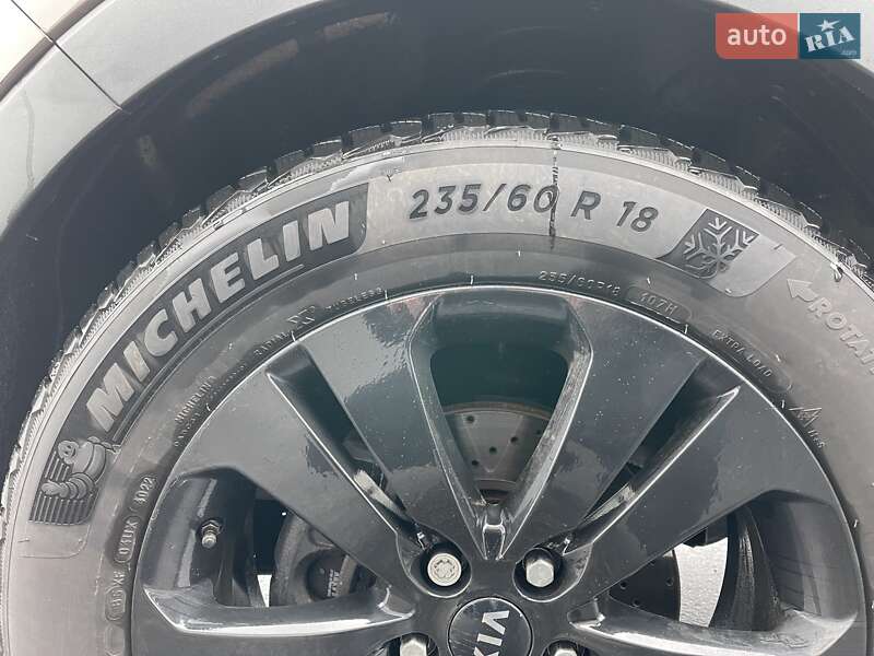 Внедорожник / Кроссовер Kia Sportage 2011 в Киеве