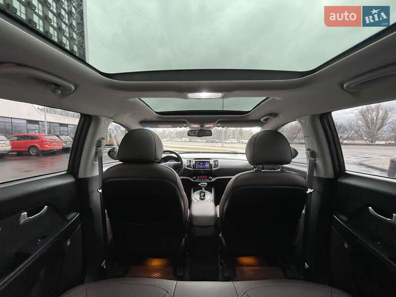 Внедорожник / Кроссовер Kia Sportage 2011 в Киеве