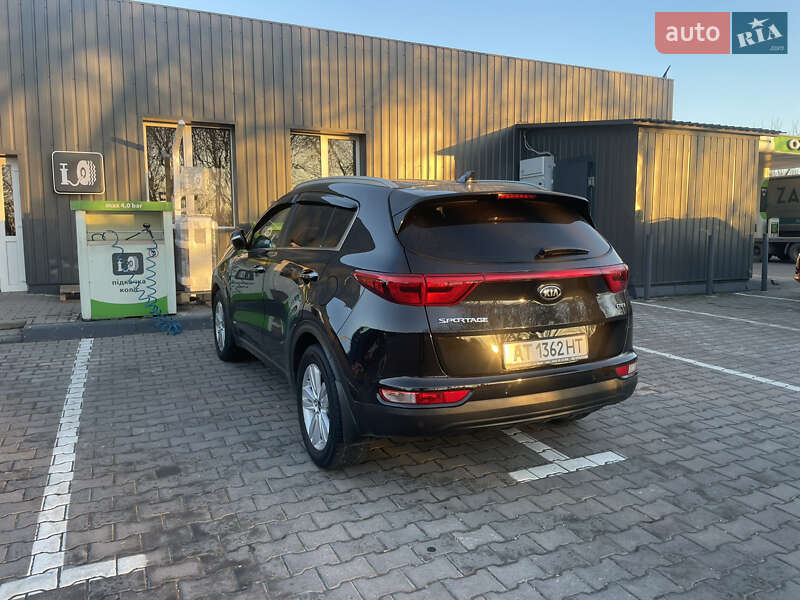 Позашляховик / Кросовер Kia Sportage 2017 в Києві