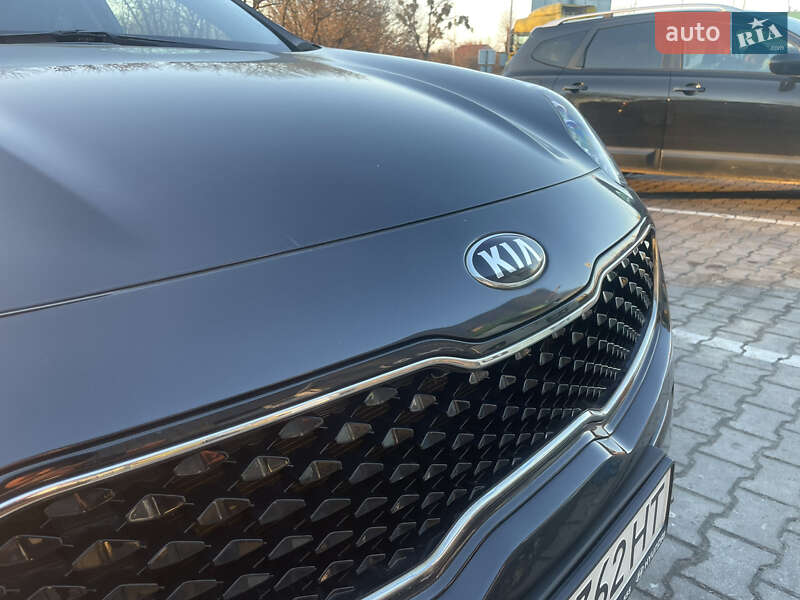 Позашляховик / Кросовер Kia Sportage 2017 в Києві