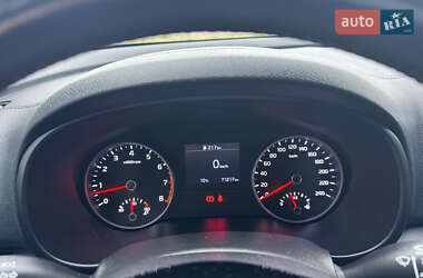 Внедорожник / Кроссовер Kia Sportage 2019 в 