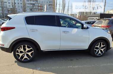 Внедорожник / Кроссовер Kia Sportage 2017 в Новой Одессе