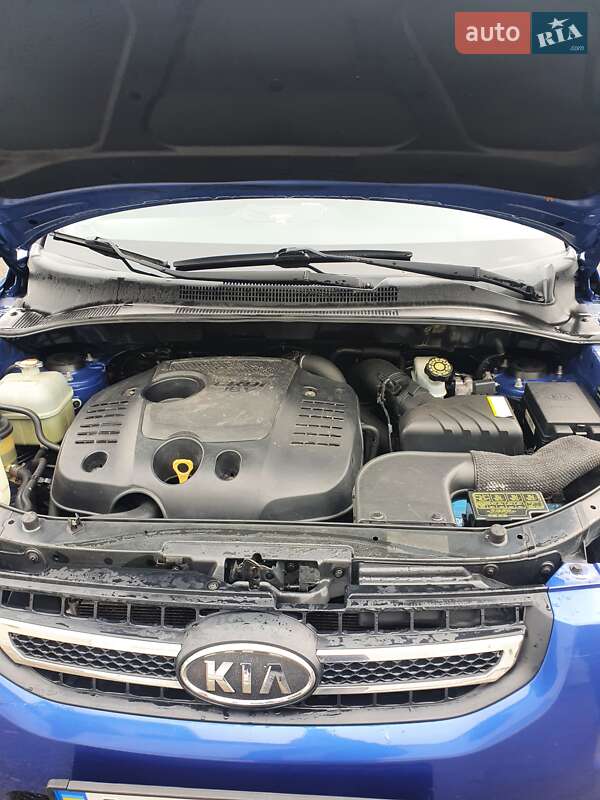 Позашляховик / Кросовер Kia Sportage 2009 в Луцьку