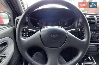 Внедорожник / Кроссовер Kia Sportage 2003 в Ромнах