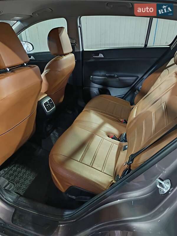 Внедорожник / Кроссовер Kia Sportage 2019 в Стрые