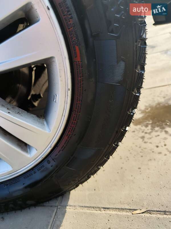 Внедорожник / Кроссовер Kia Sportage 2012 в Синельниково