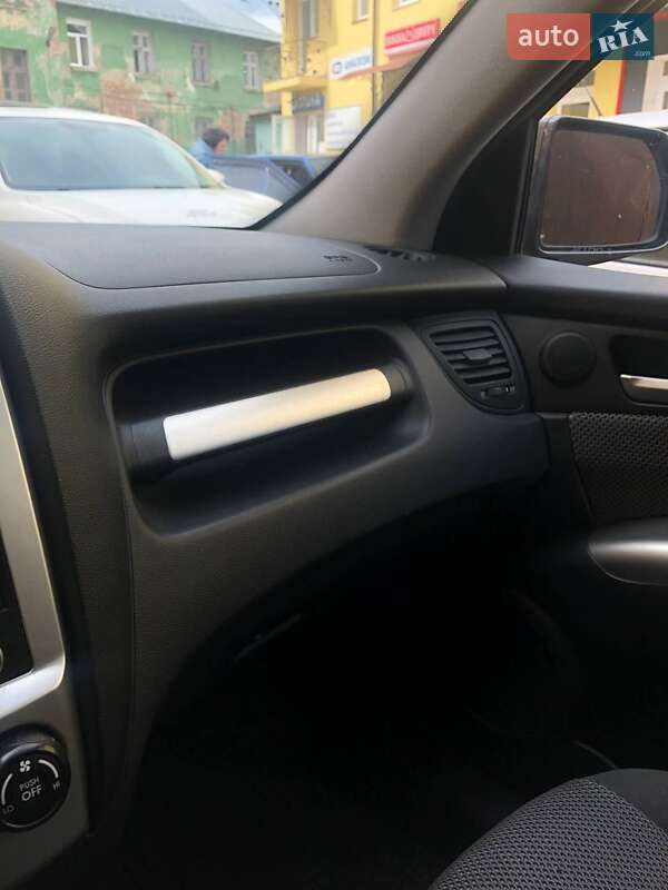 Внедорожник / Кроссовер Kia Sportage 2009 в Старом Самборе