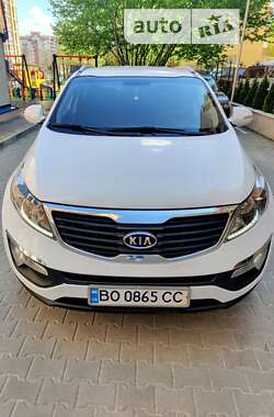 Позашляховик / Кросовер Kia Sportage 2011 в Тернополі