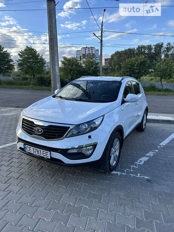 Внедорожник / Кроссовер Kia Sportage 2011 в Черновцах