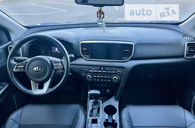 Позашляховик / Кросовер Kia Sportage 2021 в 