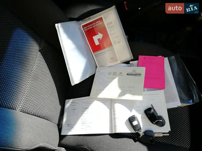 Внедорожник / Кроссовер Kia Sportage 2005 в Тернополе документ