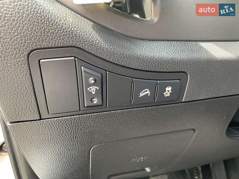 Внедорожник / Кроссовер Kia Sportage 2011 в Ковеле