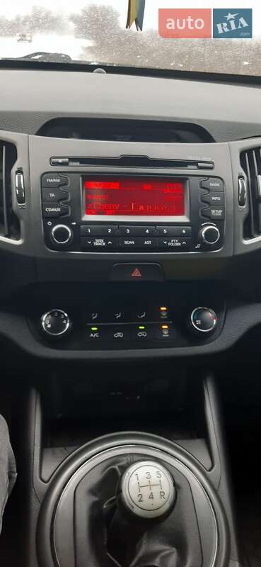 Внедорожник / Кроссовер Kia Sportage 2012 в Горишних Плавнях