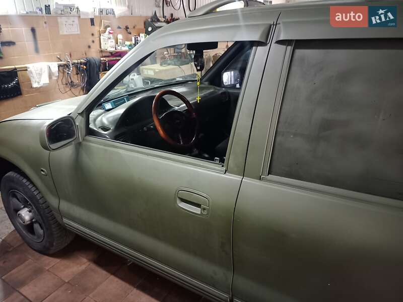 Позашляховик / Кросовер Kia Sportage 1997 в Києві