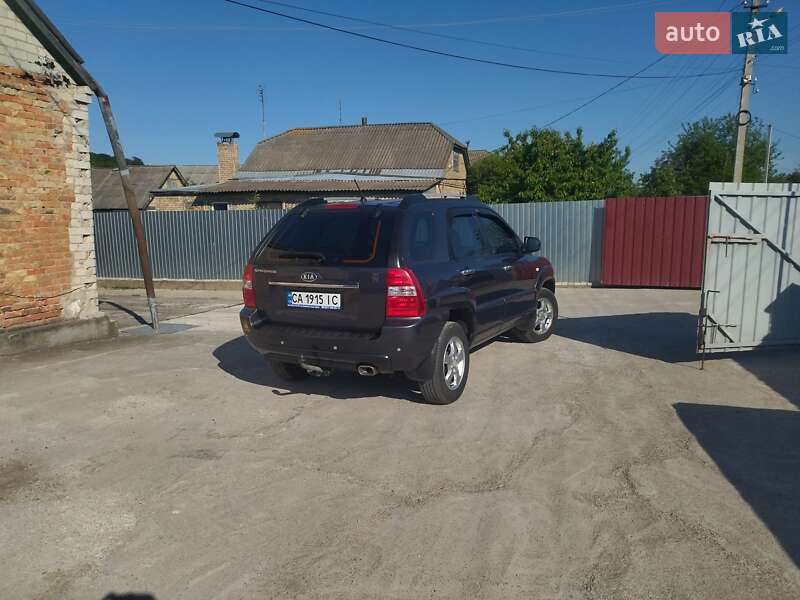 Внедорожник / Кроссовер Kia Sportage 2008 в Корсуне-Шевченковском