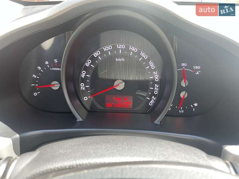 Позашляховик / Кросовер Kia Sportage 2015 в Миргороді фото 12 Позашляховик / Кросовер Kia Sportage 2015 в Миргороді