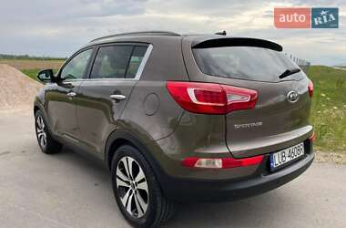Позашляховик / Кросовер Kia Sportage 2012 в 