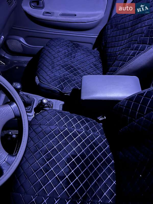 Позашляховик / Кросовер Kia Sportage 1998 в Добропіллі