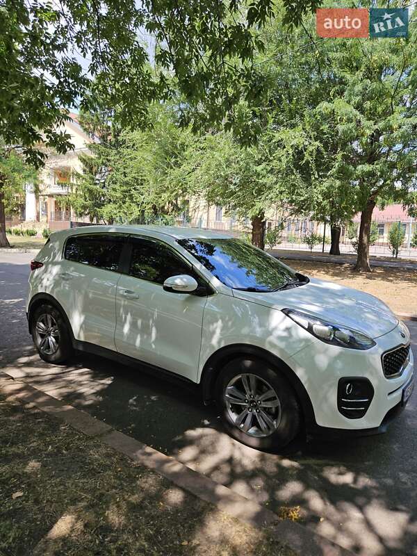 Внедорожник / Кроссовер Kia Sportage 2017 в Кривом Роге