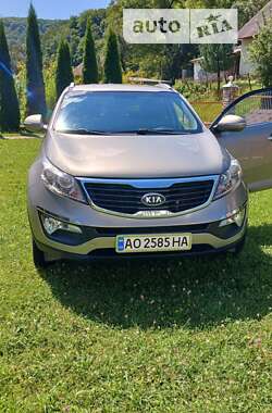 Позашляховик / Кросовер Kia Sportage 2011 в Тячеві