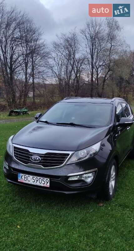 Внедорожник / Кроссовер Kia Sportage 2012 в Киеве