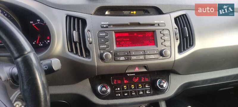 Внедорожник / Кроссовер Kia Sportage 2012 в Киеве