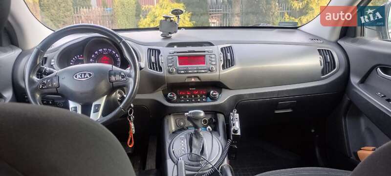 Внедорожник / Кроссовер Kia Sportage 2012 в Киеве
