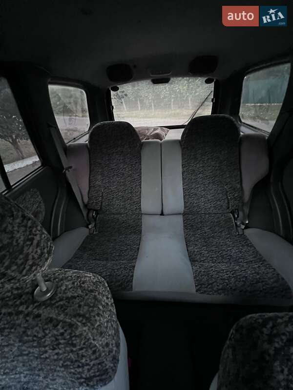 Позашляховик / Кросовер Kia Sportage 1999 в Новомиргороді