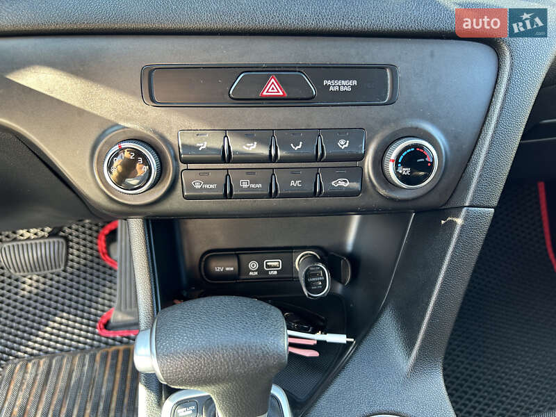 Внедорожник / Кроссовер Kia Sportage 2017 в Киеве