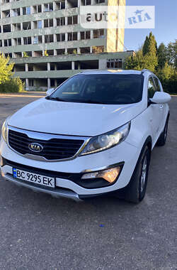 Позашляховик / Кросовер Kia Sportage 2015 в Новому Розділі