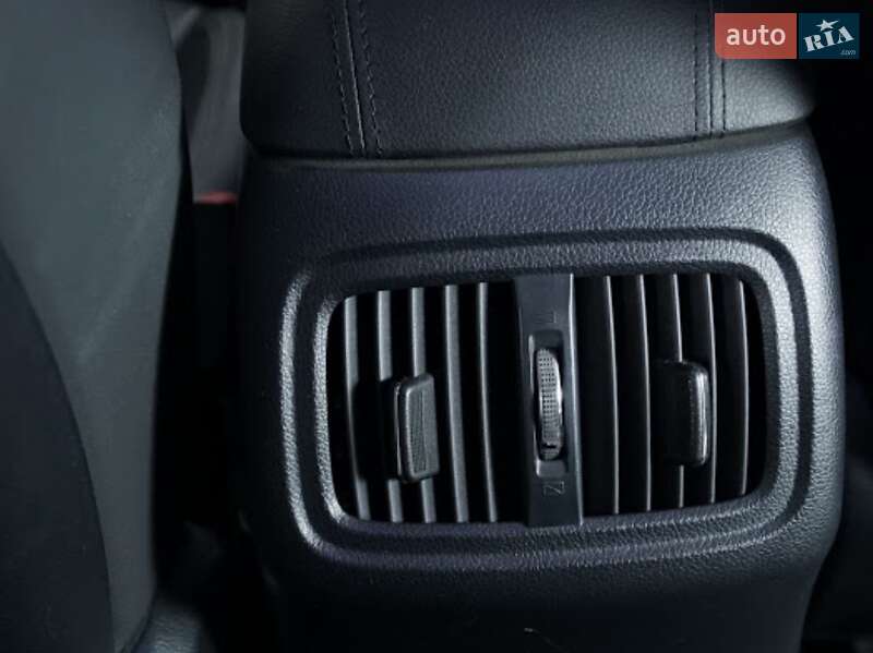 Позашляховик / Кросовер Kia Sportage 2013 в Дрогобичі