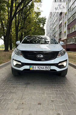 Внедорожник / Кроссовер Kia Sportage 2012 в Полтаве