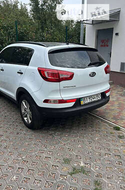 Внедорожник / Кроссовер Kia Sportage 2012 в Полтаве