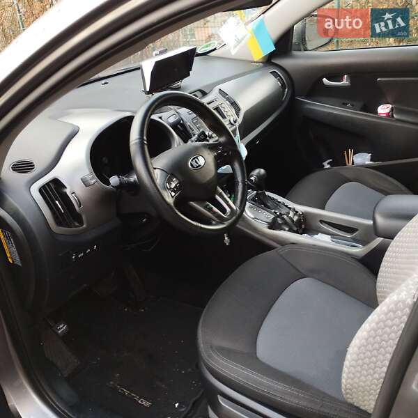 Внедорожник / Кроссовер Kia Sportage 2014 в Киеве