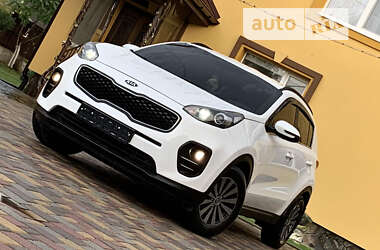 Внедорожник / Кроссовер Kia Sportage 2016 в Ивано-Франковске