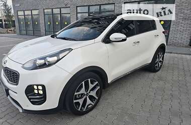 Позашляховик / Кросовер Kia Sportage 2017 в Хмельницькому