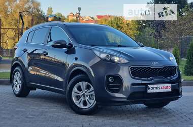 Внедорожник / Кроссовер Kia Sportage 2016 в Хмельницком