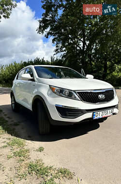 Внедорожник / Кроссовер Kia Sportage 2015 в 