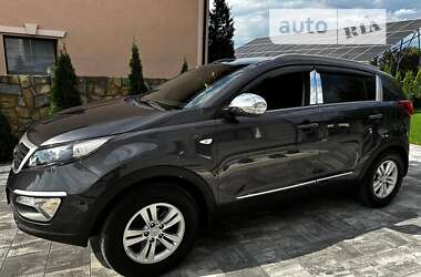 Внедорожник / Кроссовер Kia Sportage 2013 в Ивано-Франковске