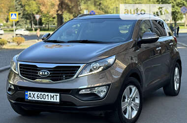 Позашляховик / Кросовер Kia Sportage 2011 в Харкові