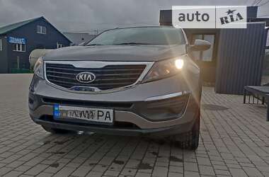 Внедорожник / Кроссовер Kia Sportage 2012 в Ходорове