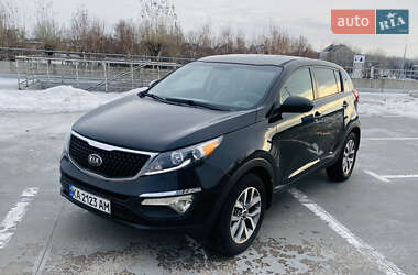 Внедорожник / Кроссовер Kia Sportage 2015 в Киеве