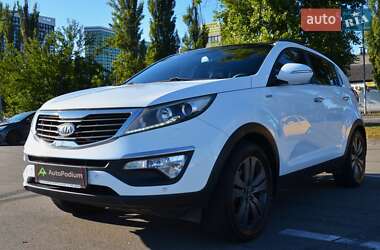 Позашляховик / Кросовер Kia Sportage 2012 в Києві