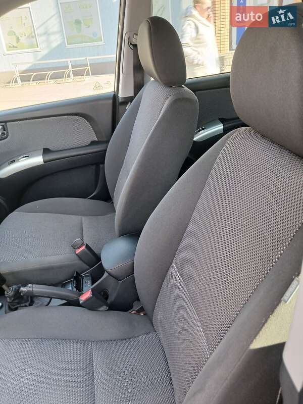 Внедорожник / Кроссовер Kia Sportage 2009 в Смеле