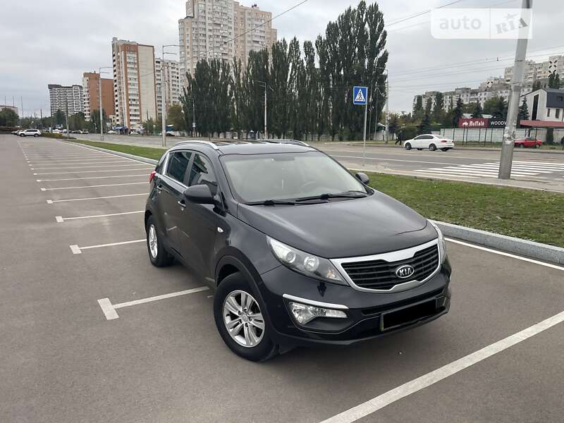 Позашляховик / Кросовер Kia Sportage 2012 в Києві