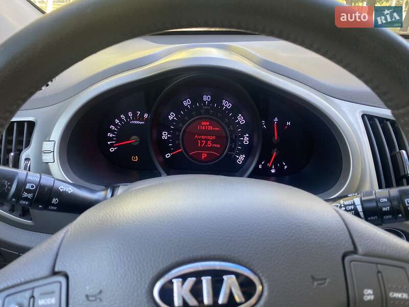 Внедорожник / Кроссовер Kia Sportage 2011 в Днепре