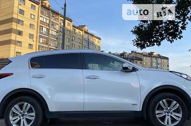 Внедорожник / Кроссовер Kia Sportage 2017 в Киеве